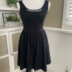 Princess Vera Wang Juniors embellished dress